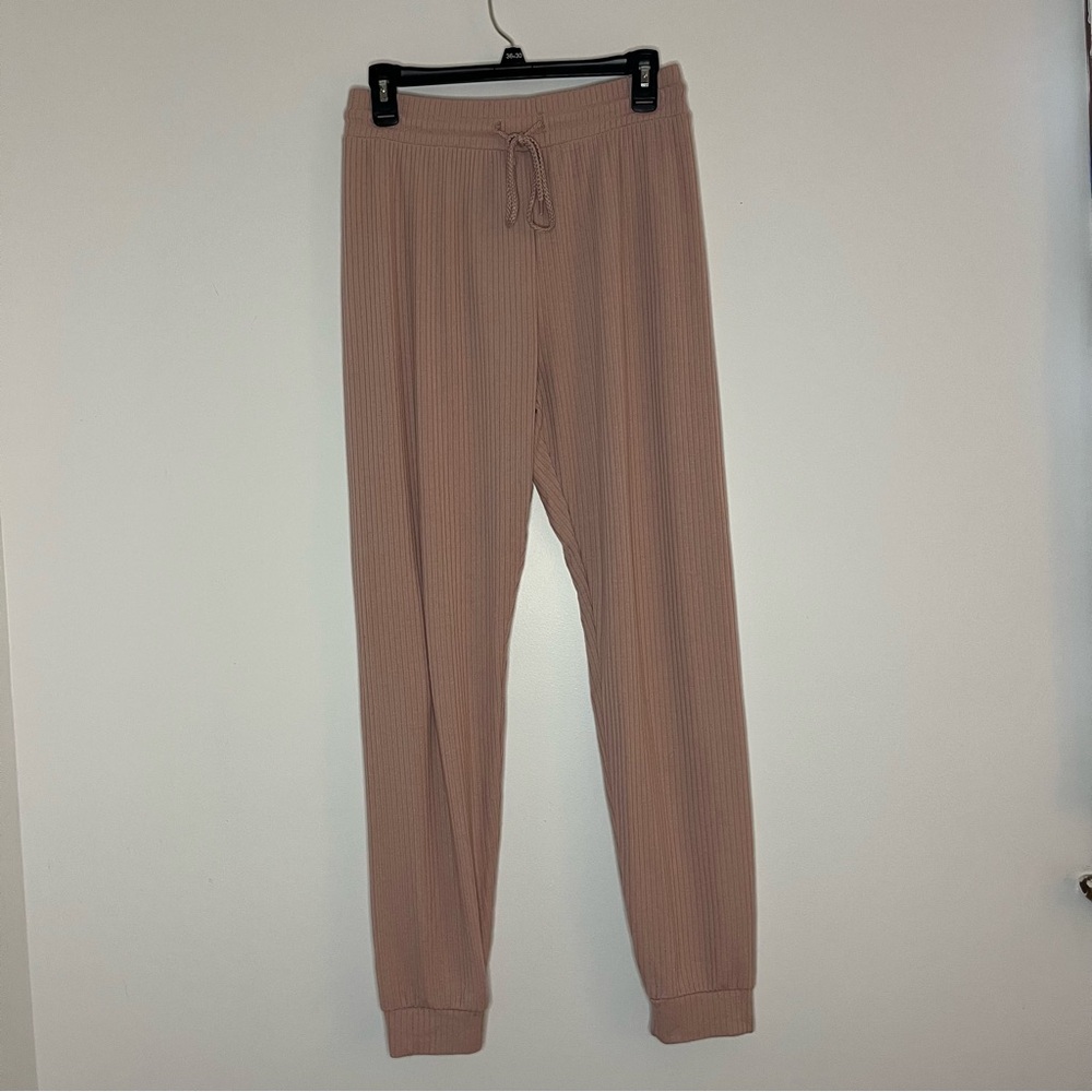 Women’s Light Pink Ribbed Joggers